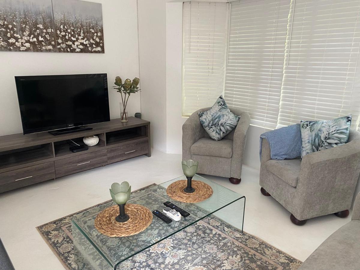 Hillcrest Haven Cottage 1 ภายนอก รูปภาพ