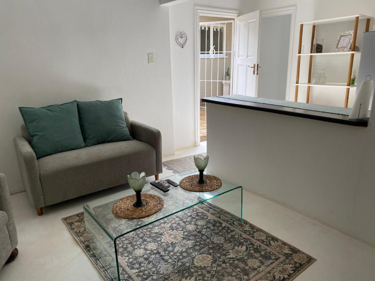 Hillcrest Haven Cottage 1 ภายนอก รูปภาพ